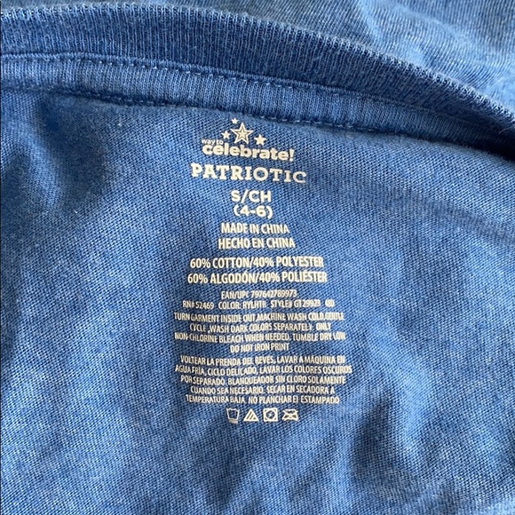 Patriotic Holiday T-Shirt - Picture 4 of 4